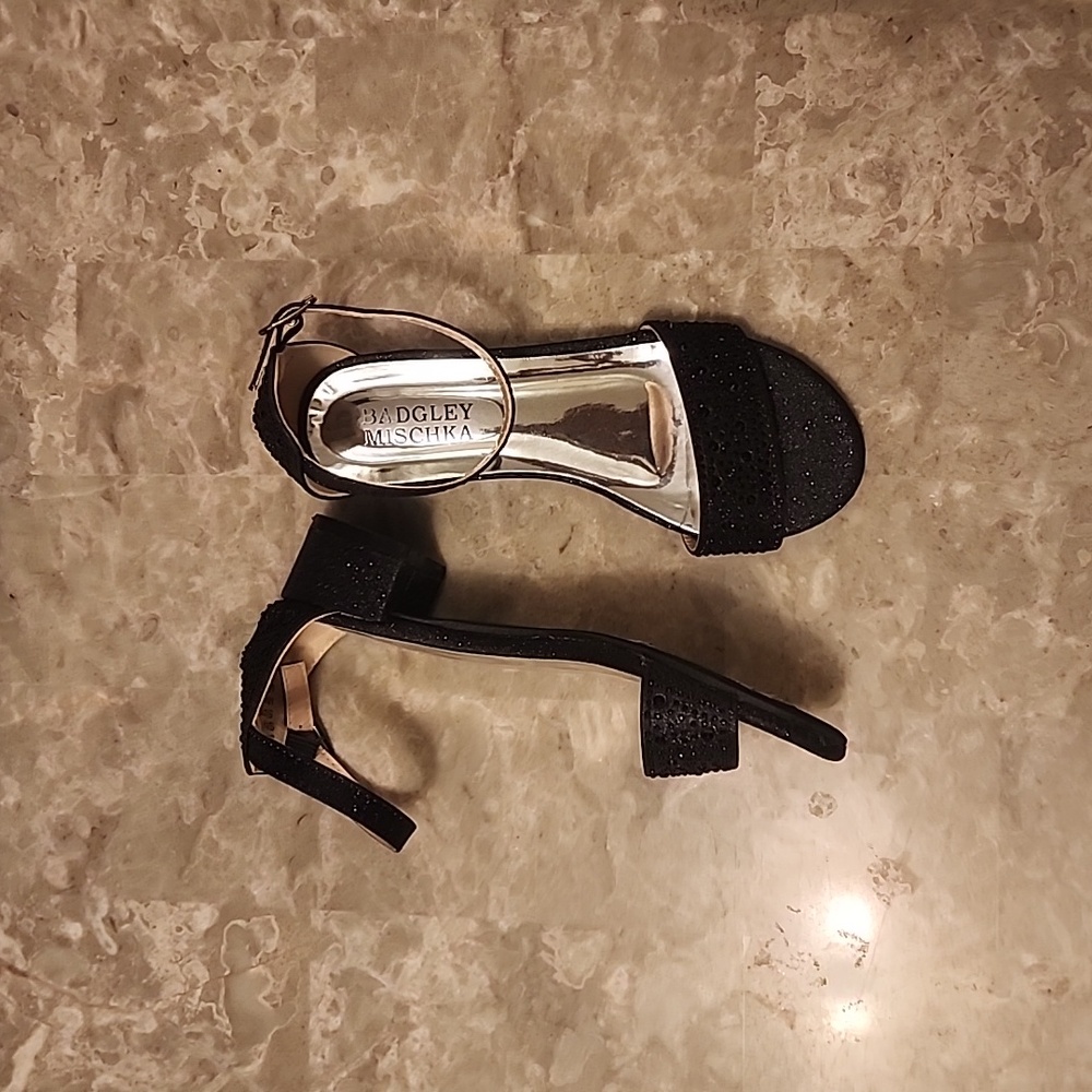 Fancy Sandals - Picture 4 of 5